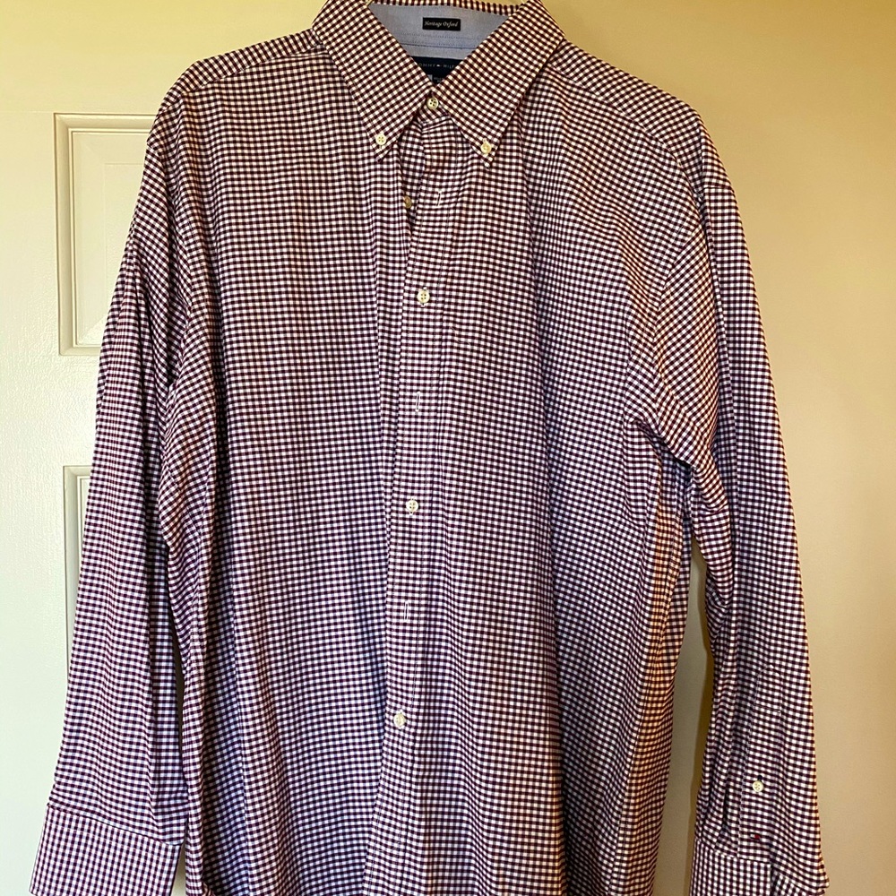 Men’s long sleeve shirt